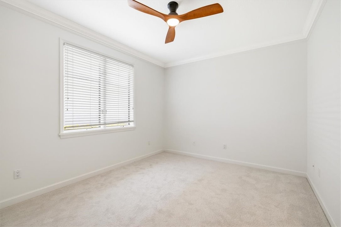 120 N White Jewel Court