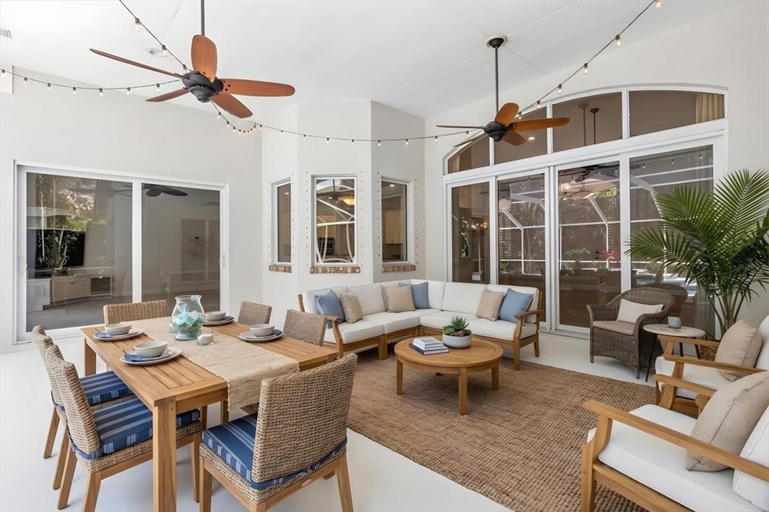 120 N White Jewel Court