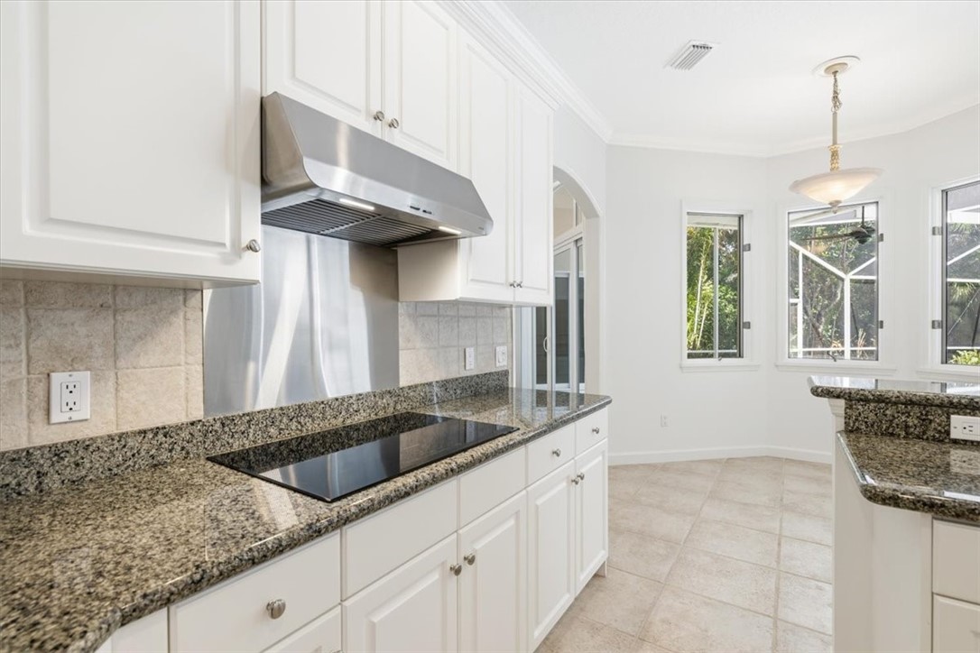 120 N White Jewel Court