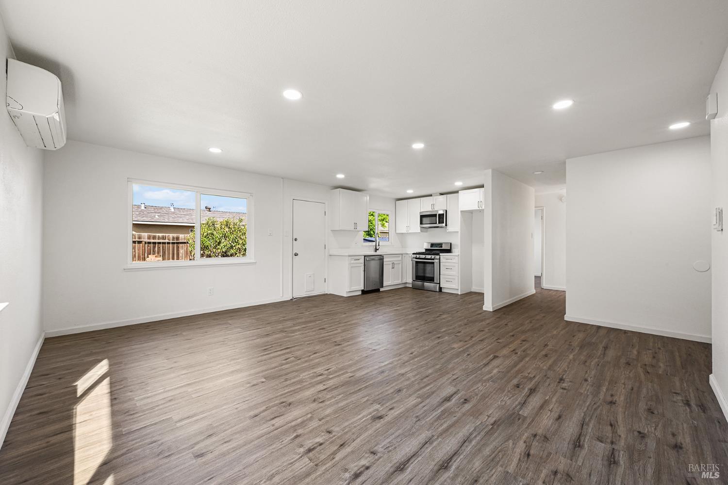 1419 Eisenhower Street