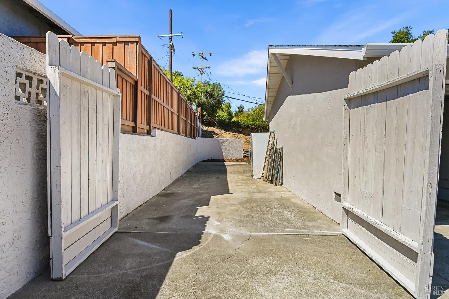 221 Arguello Avenue