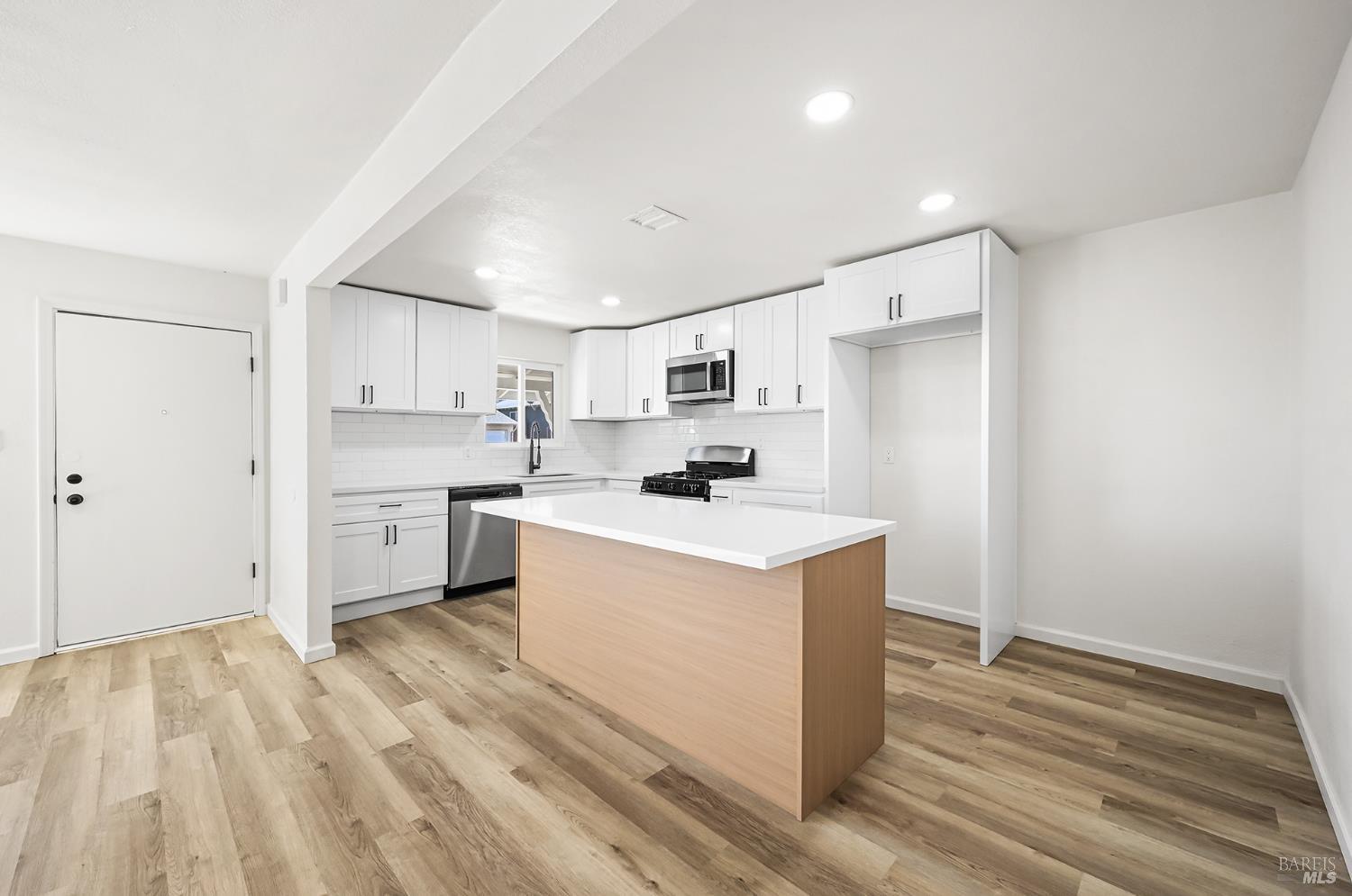 221 Arguello Avenue