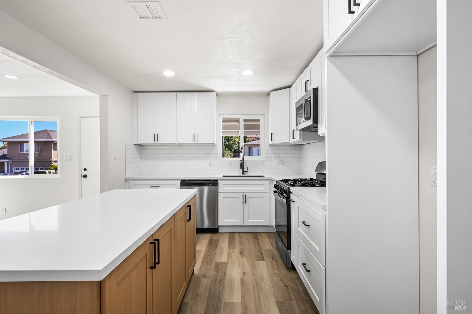221 Arguello Avenue