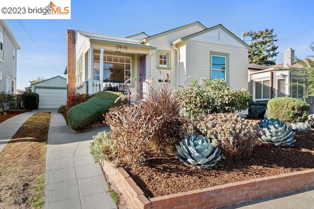 2915 Modesto Ave