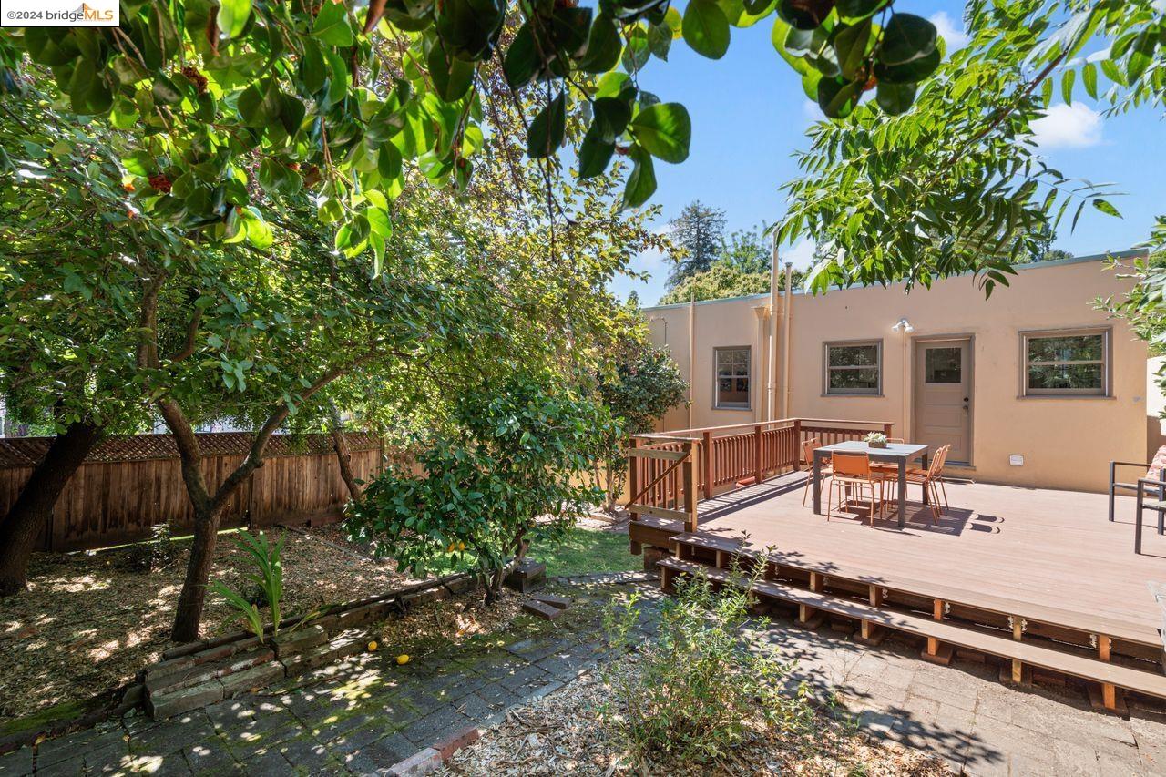 3106 Kingsland Ave, Oakland
