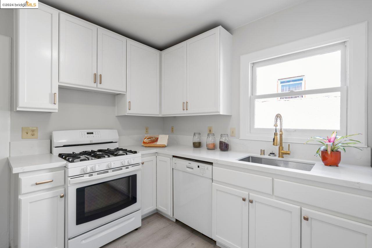 3106 Kingsland Ave, Oakland