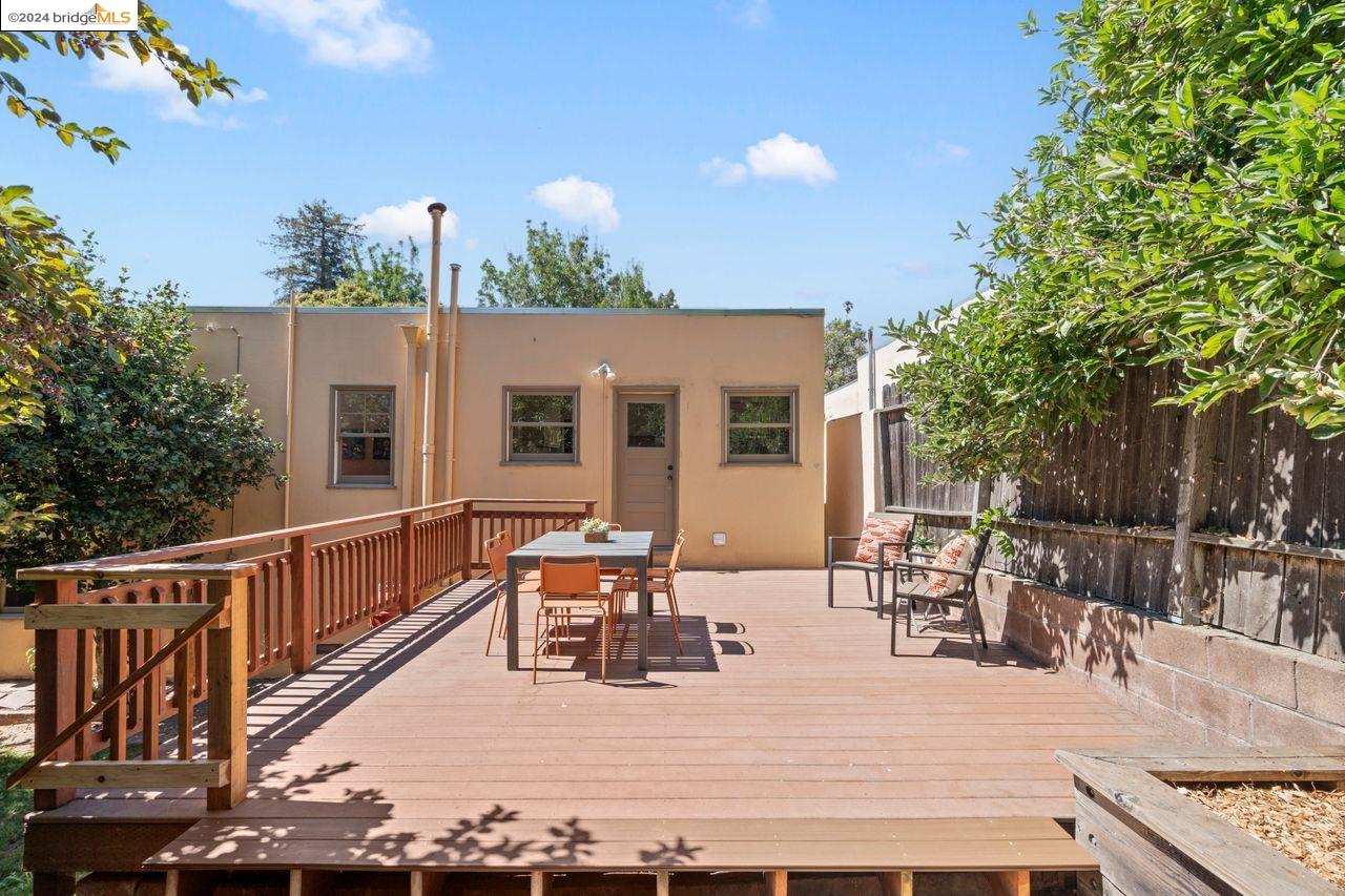 3106 Kingsland Ave, Oakland