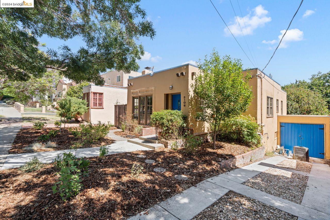 3106 Kingsland Ave, Oakland