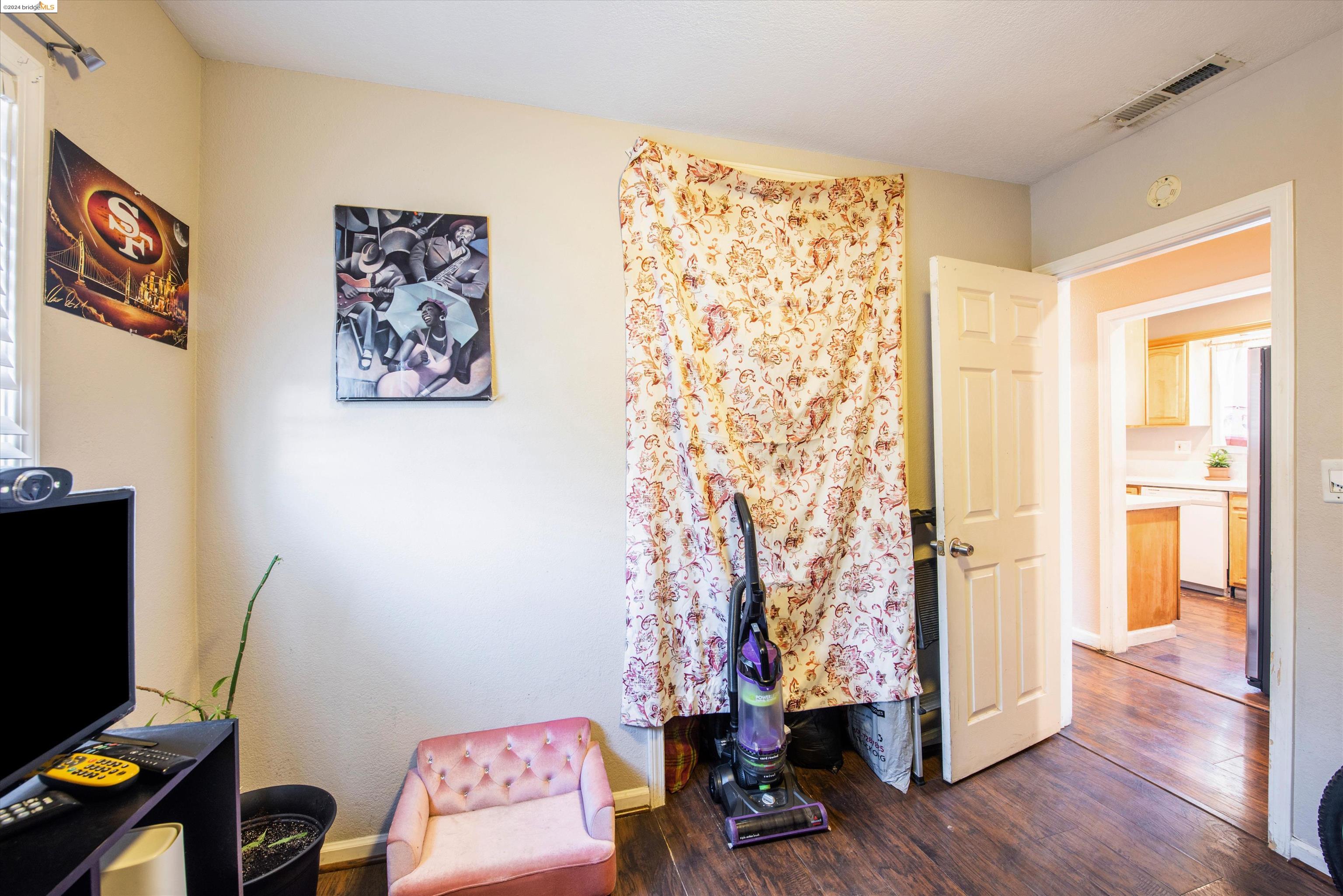 1343 105th Ave.