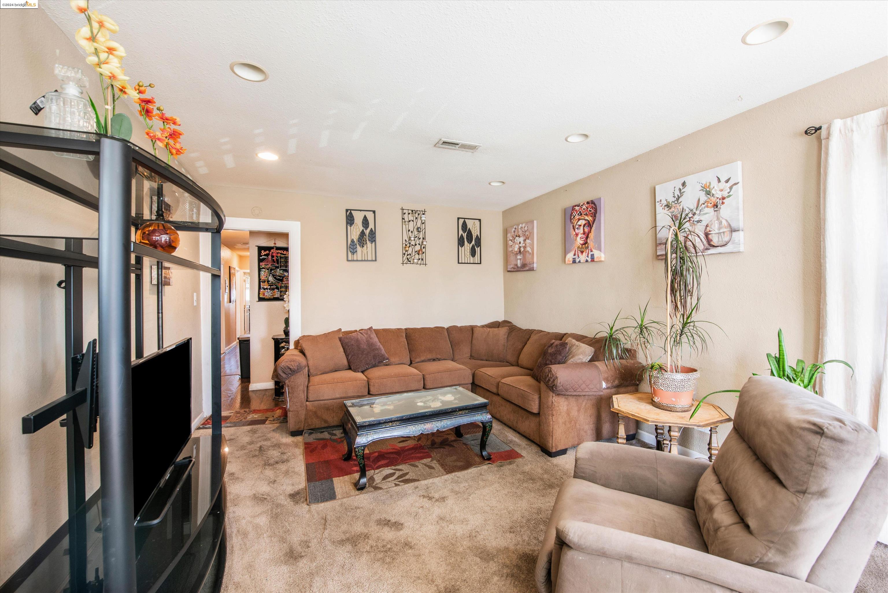 1343 105th Ave.