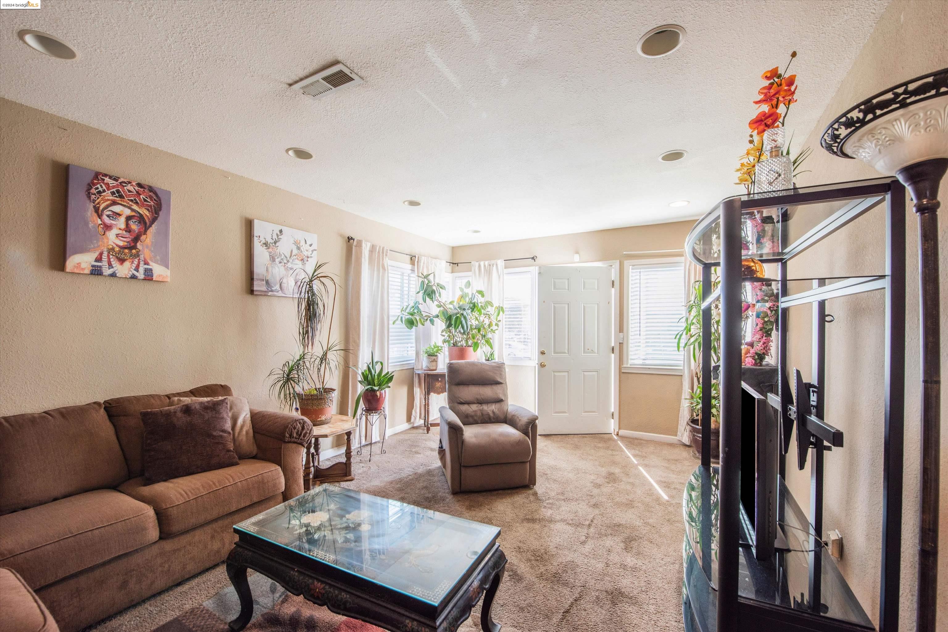 1343 105th Ave.