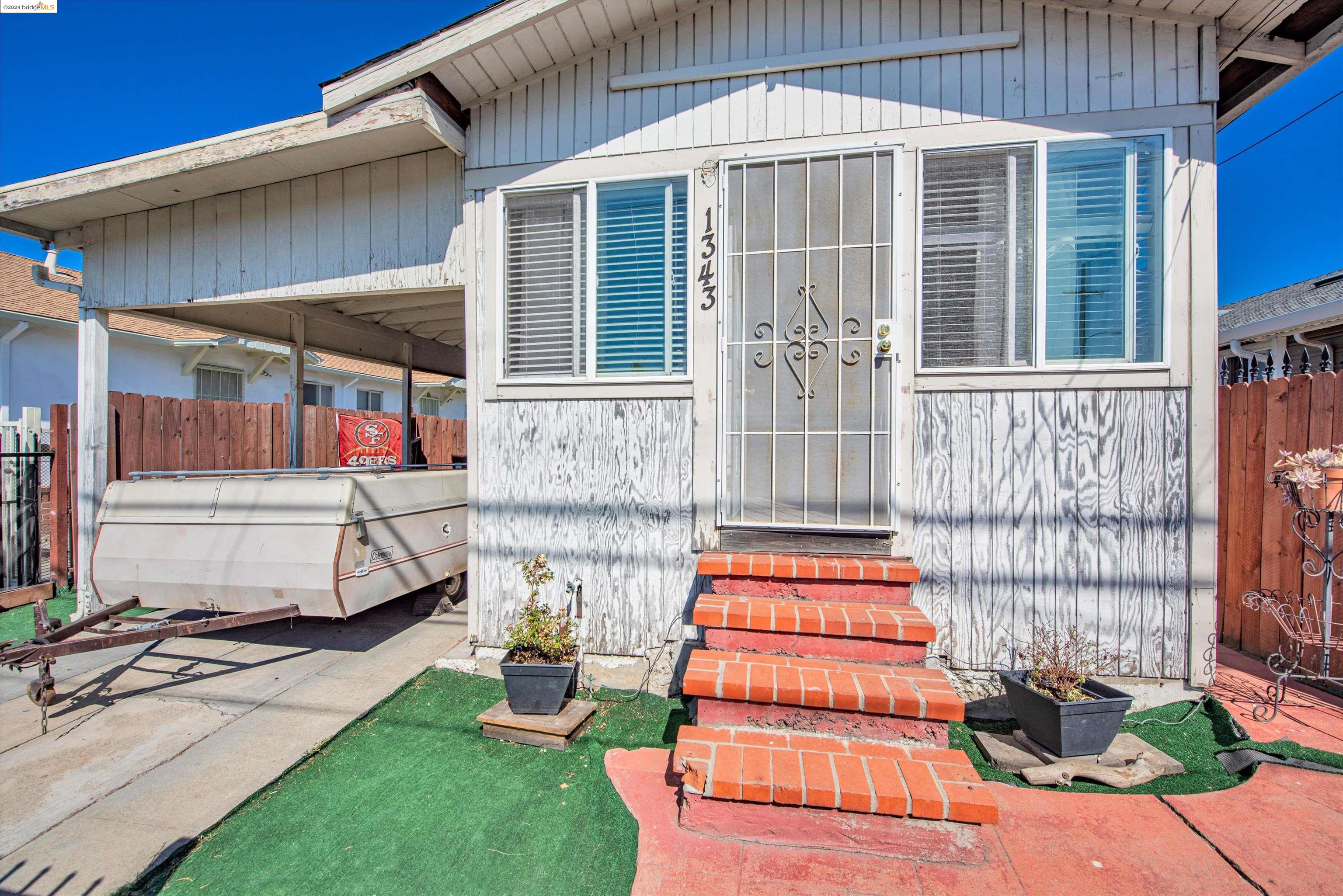 1343 105th Ave.
