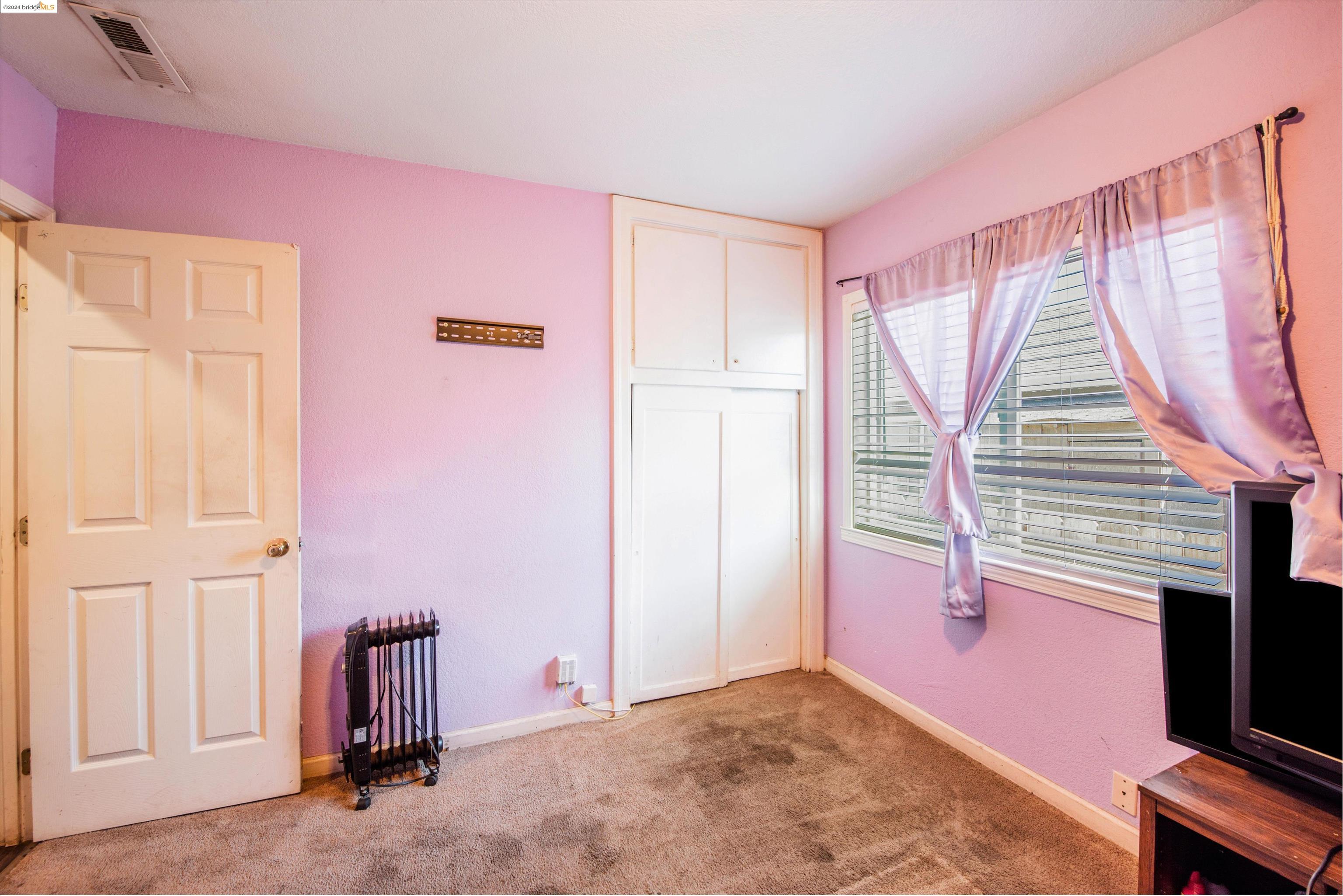 1343 105th Ave.