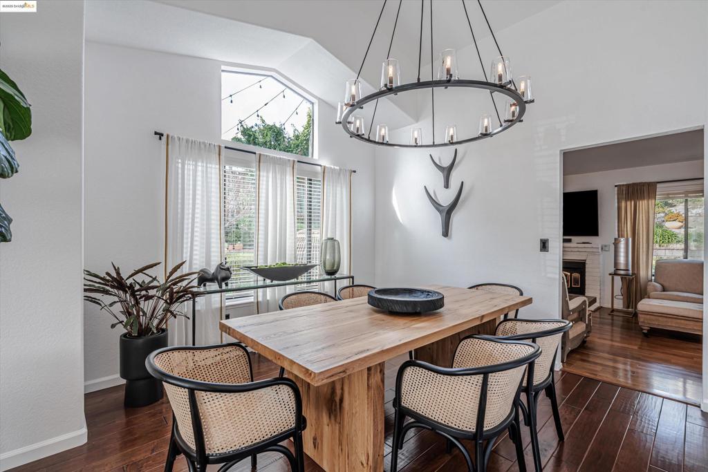 790 Britannia Dr.