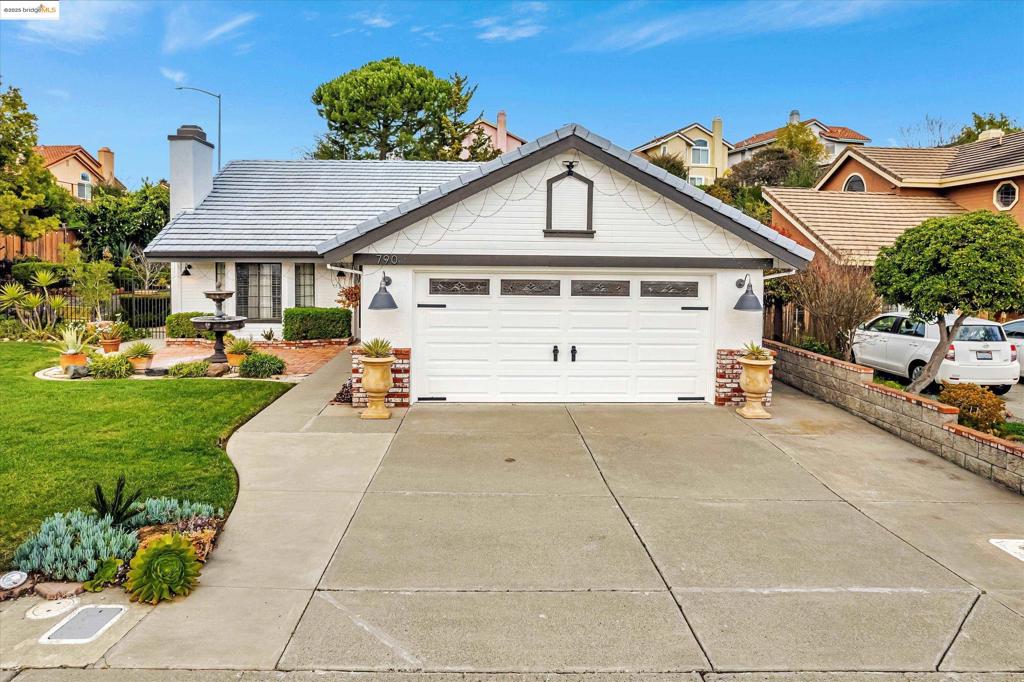 790 Britannia Dr.