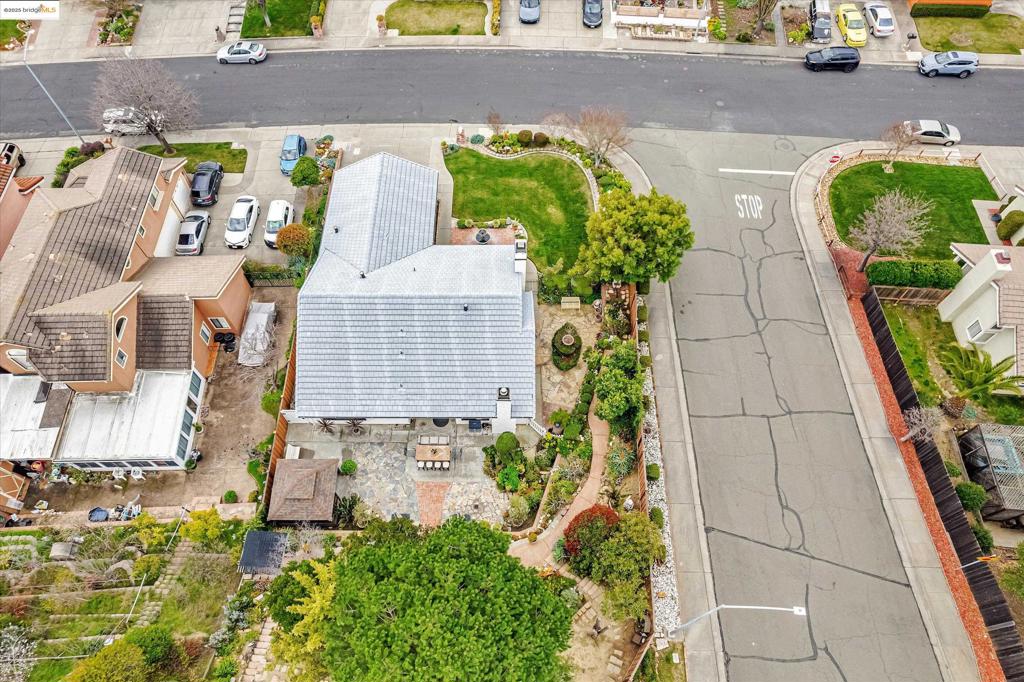 790 Britannia Dr.