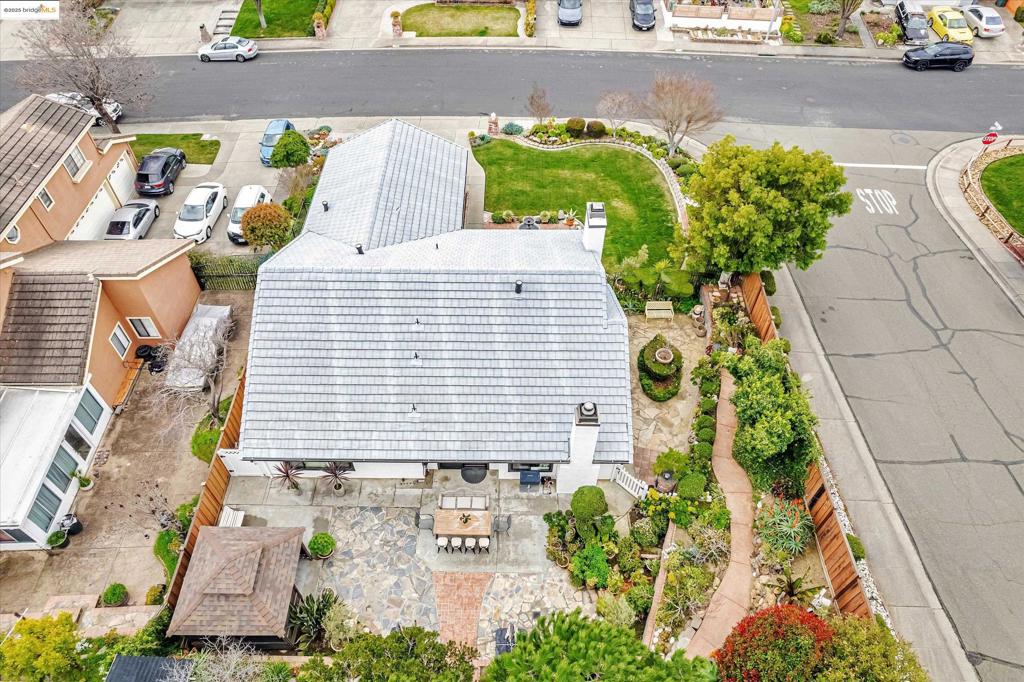 790 Britannia Dr.