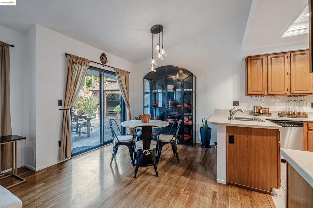 790 Britannia Dr.