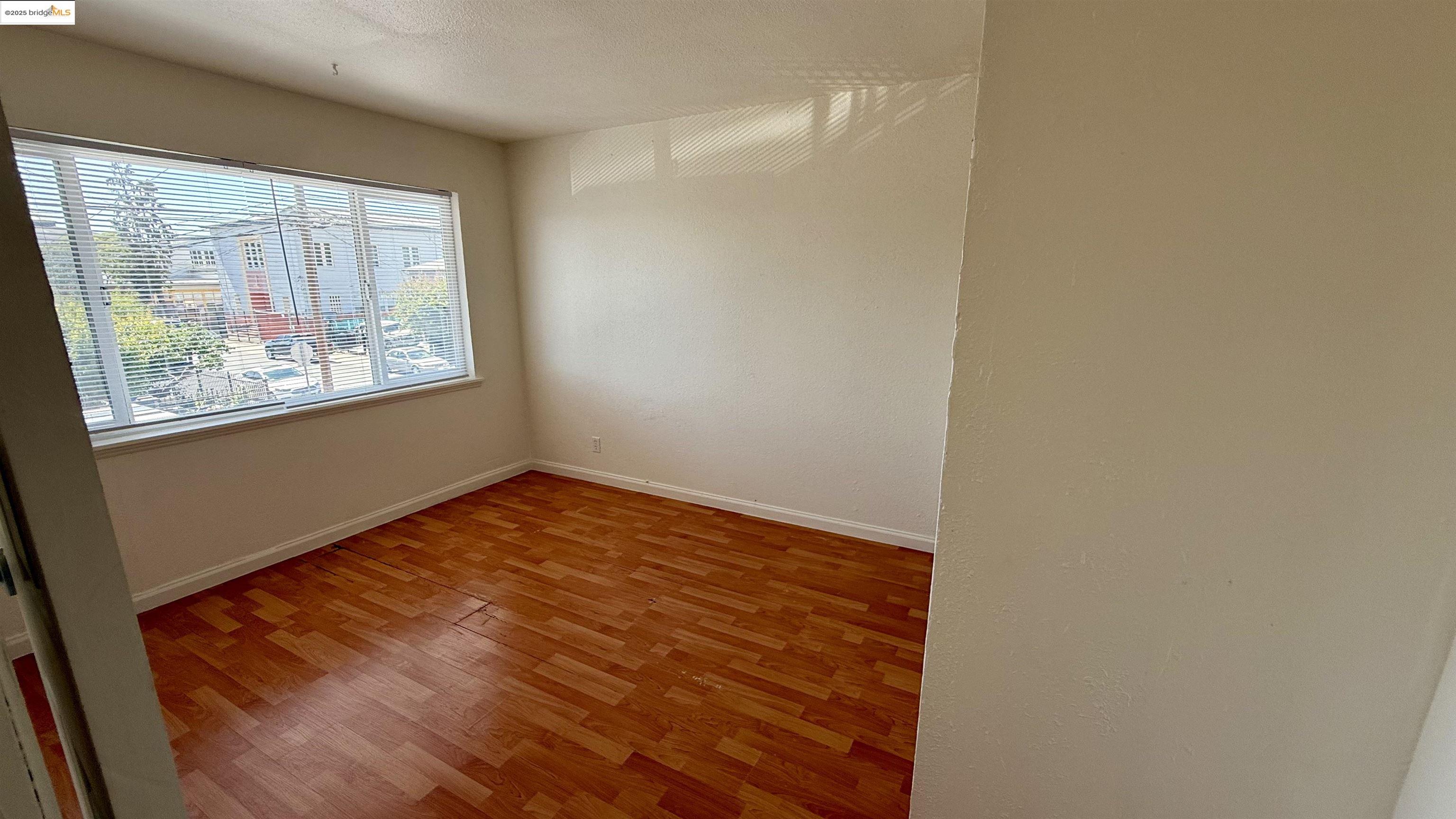 10100 Walnut # 3