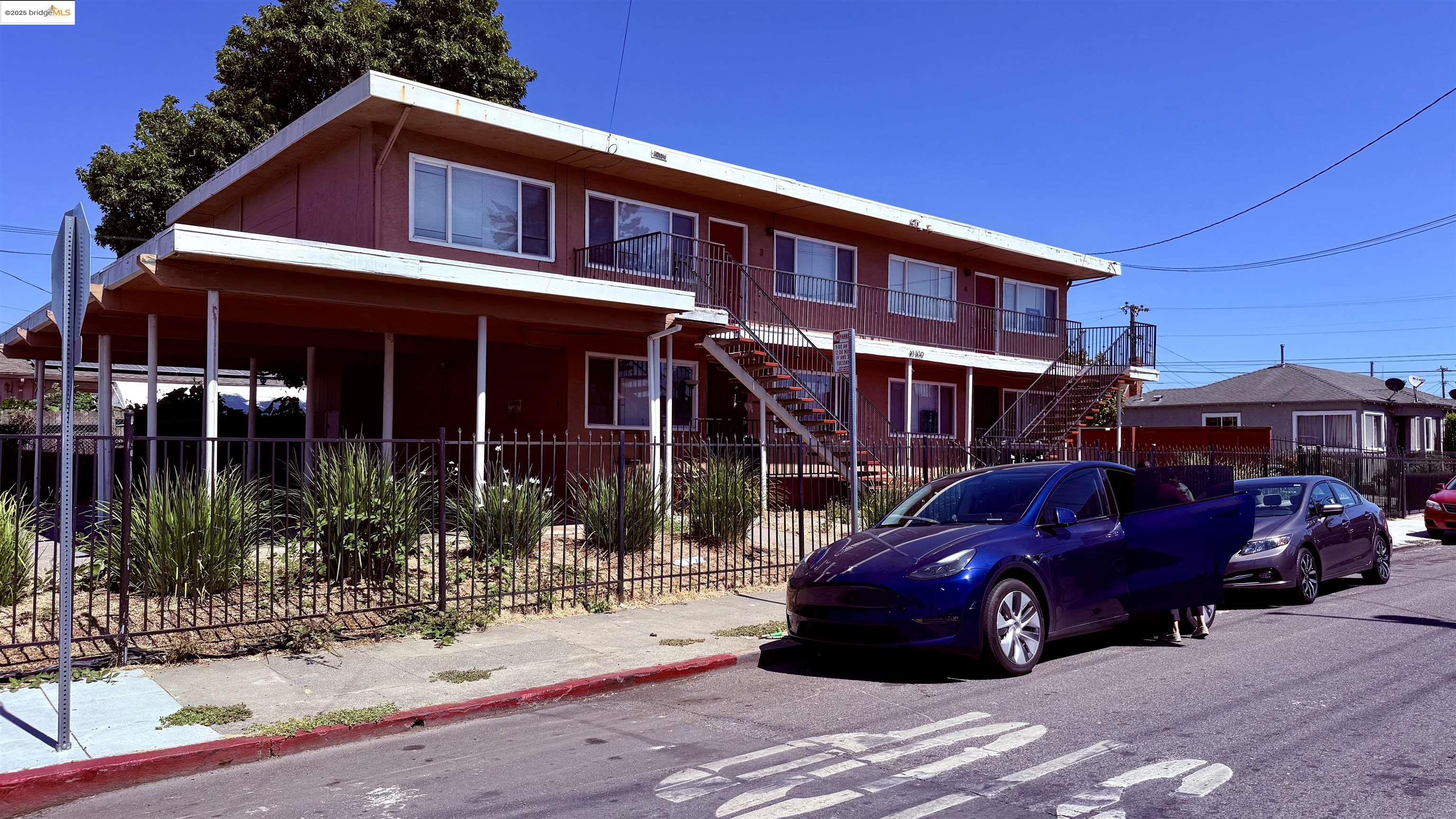 10100 Walnut # 3