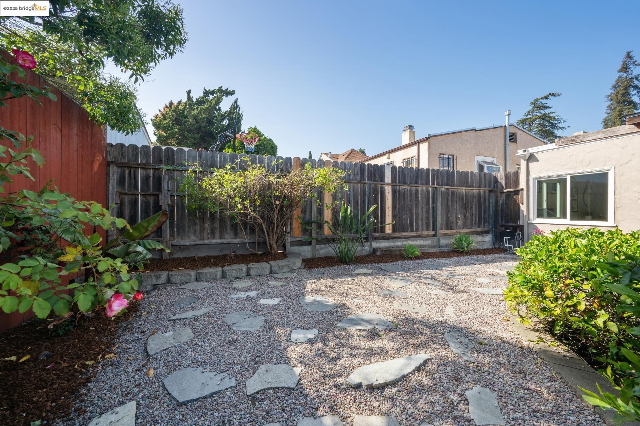 5335 Fleming Ave