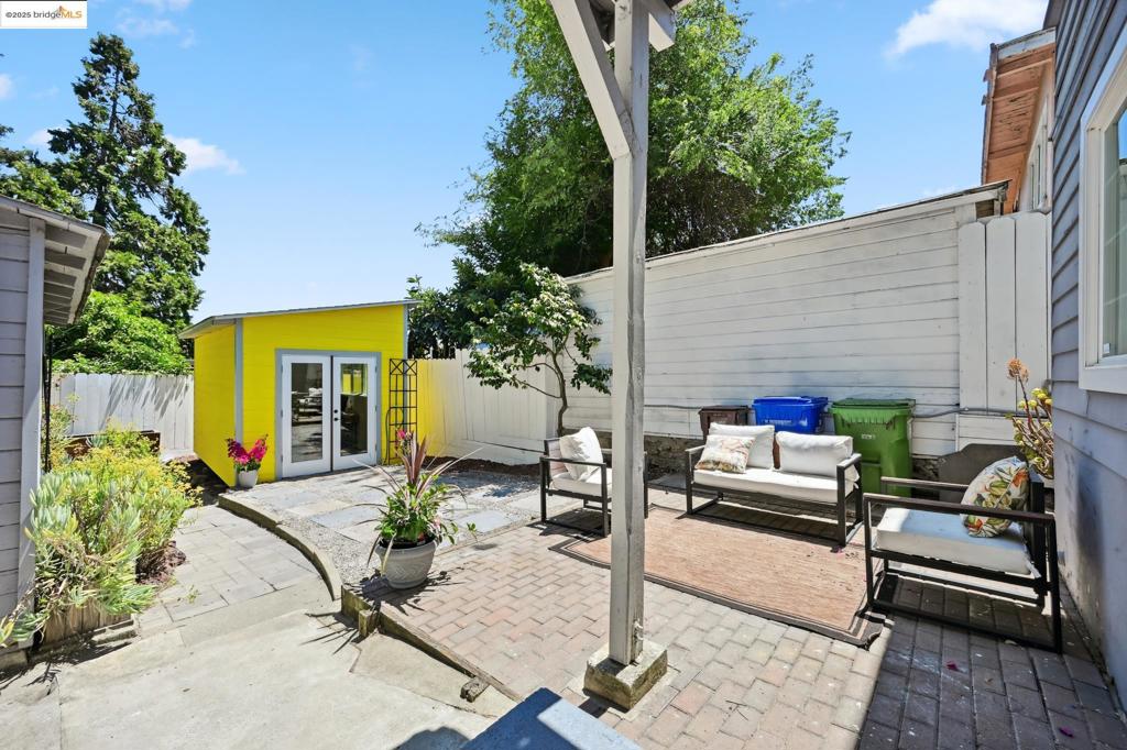 3316 Coolidge Ave