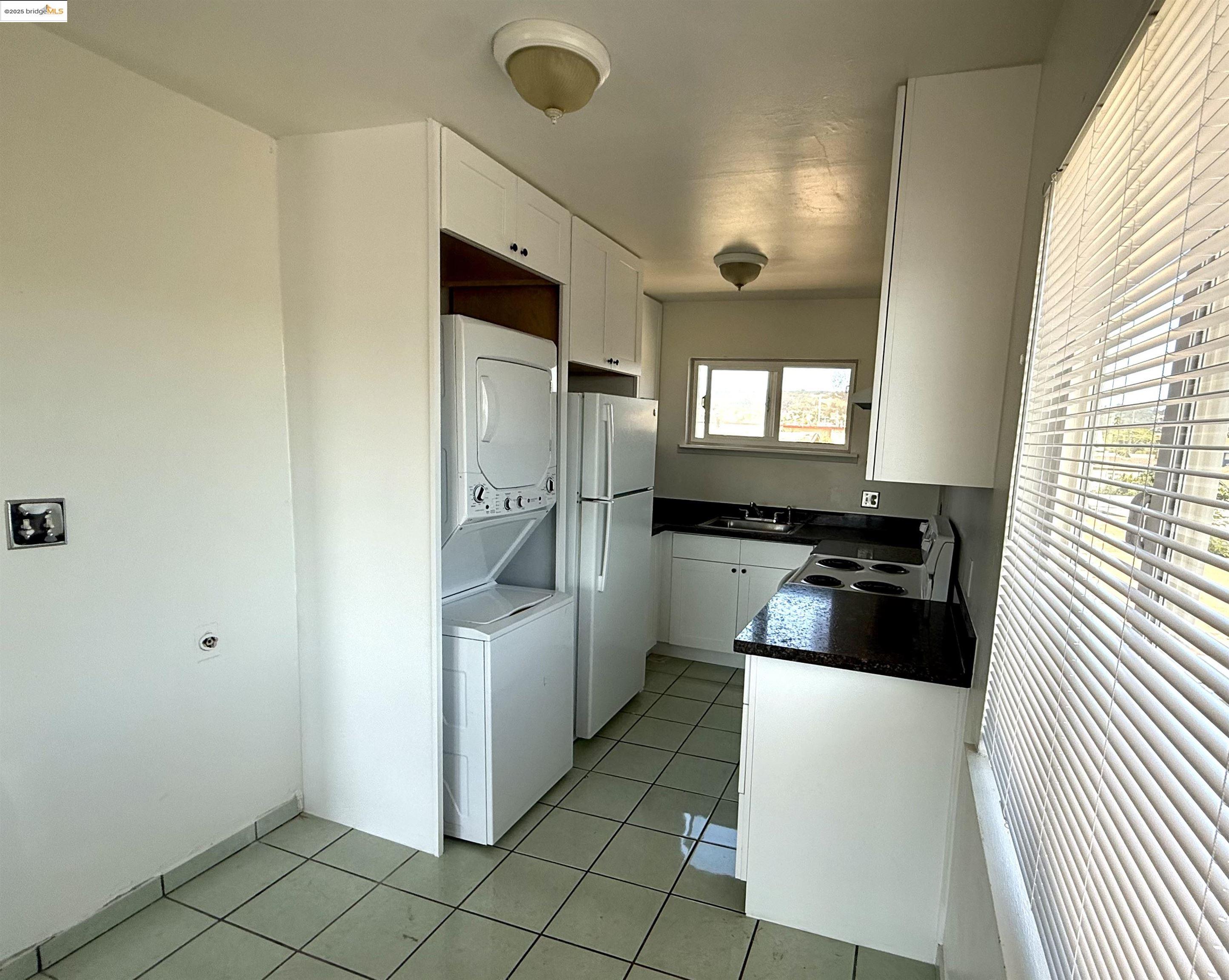 10100 Walnut # 4