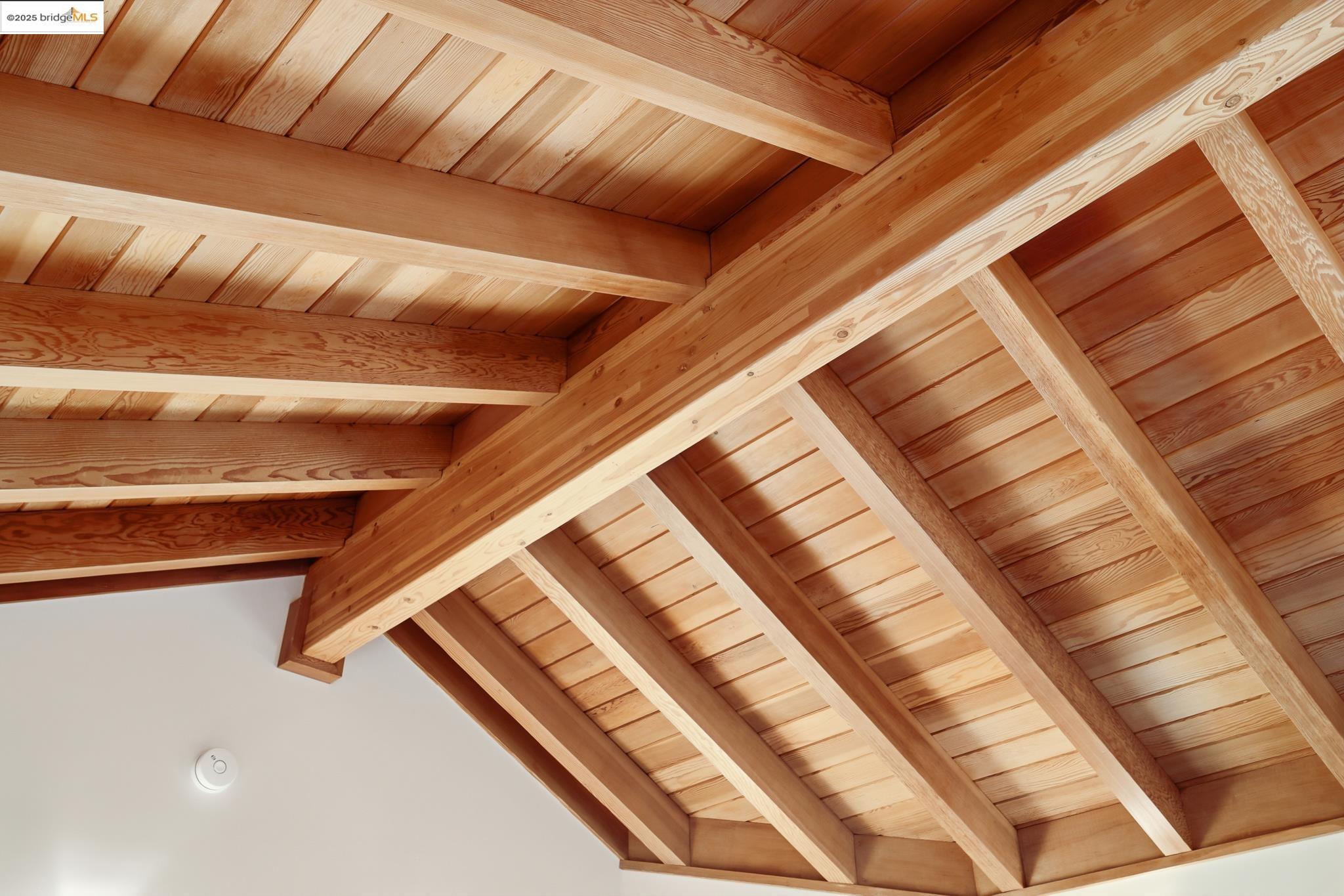 5729 Buena Vista Ave