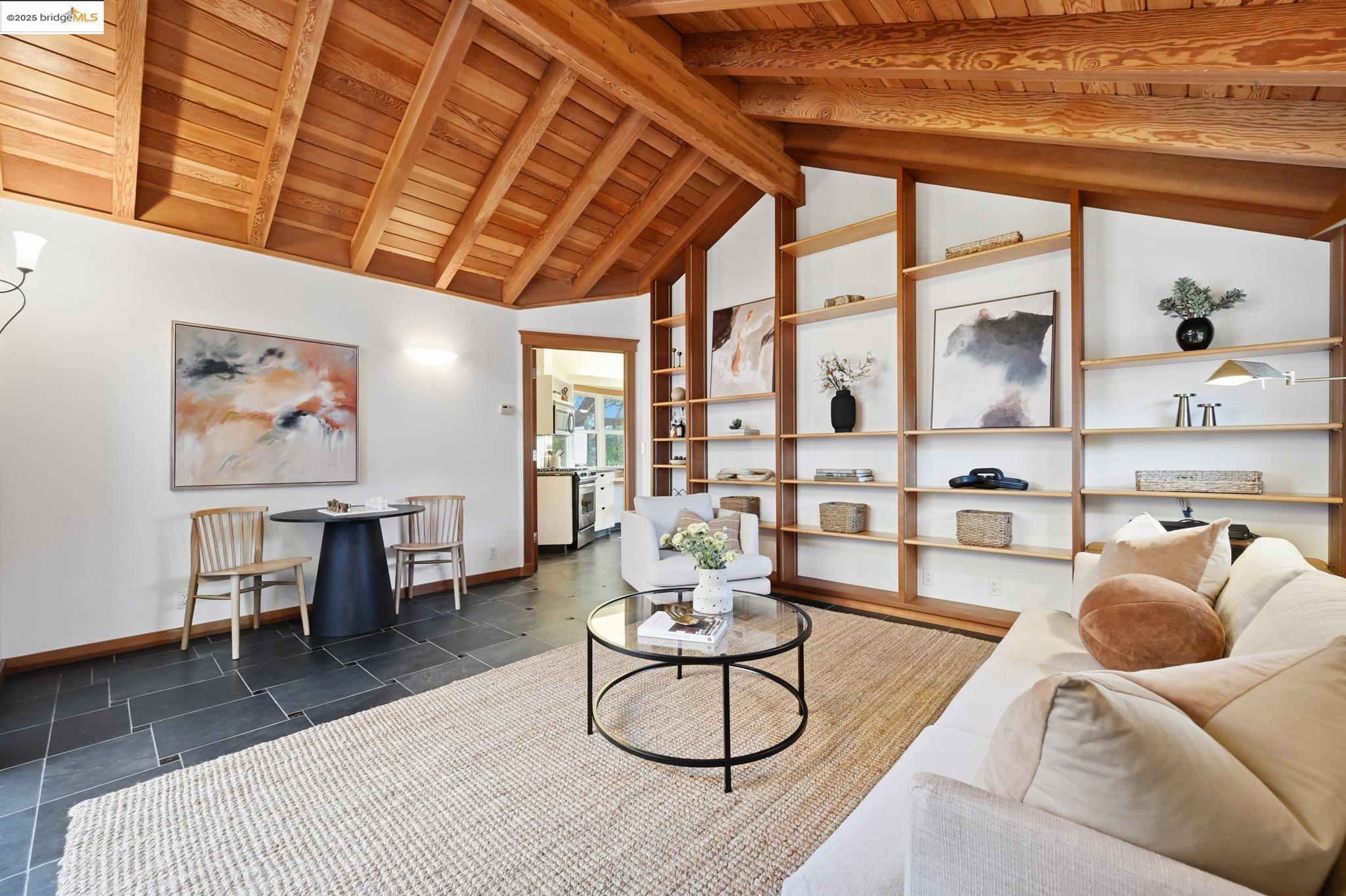 5729 Buena Vista Ave