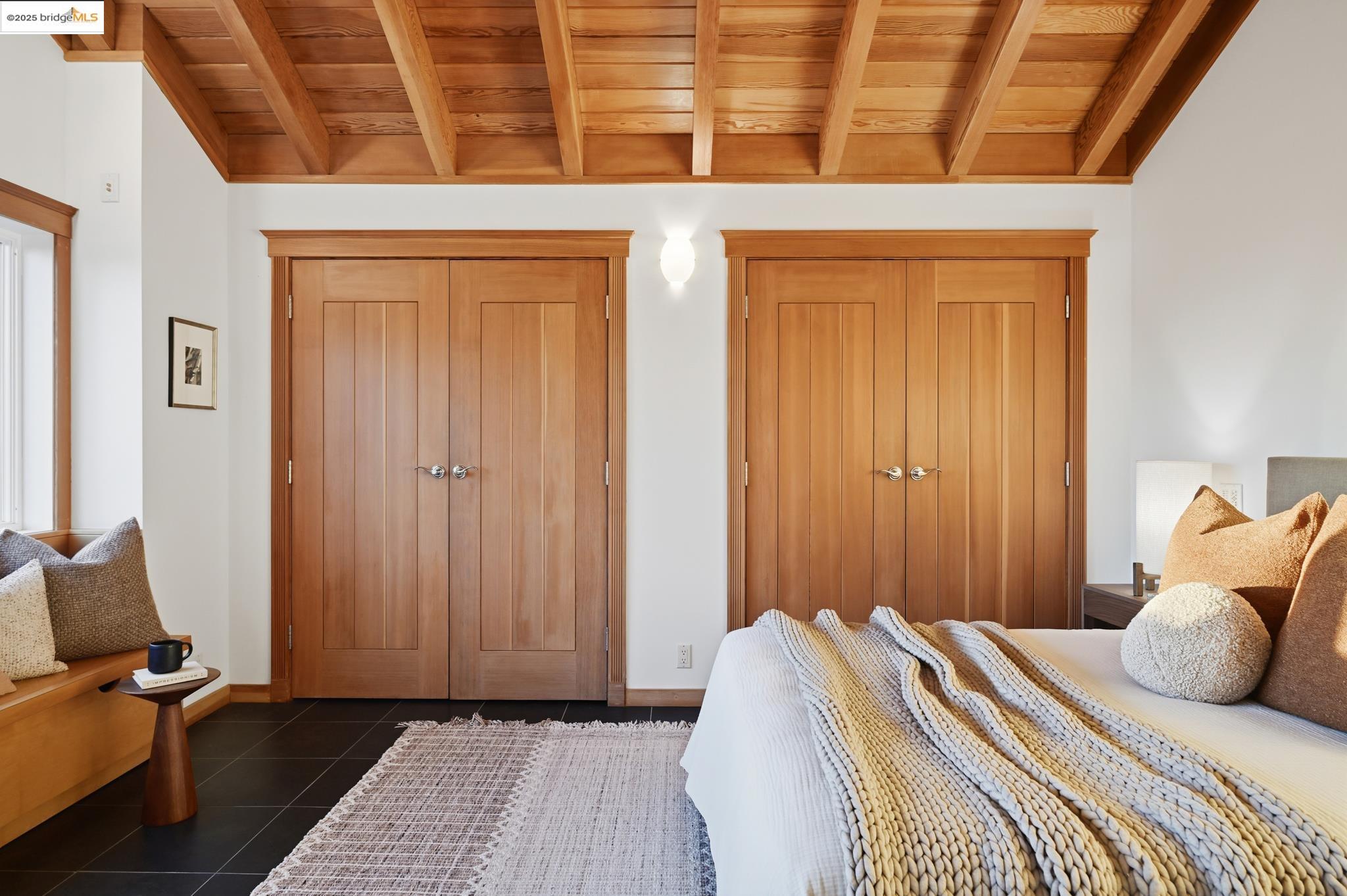 5729 Buena Vista Ave