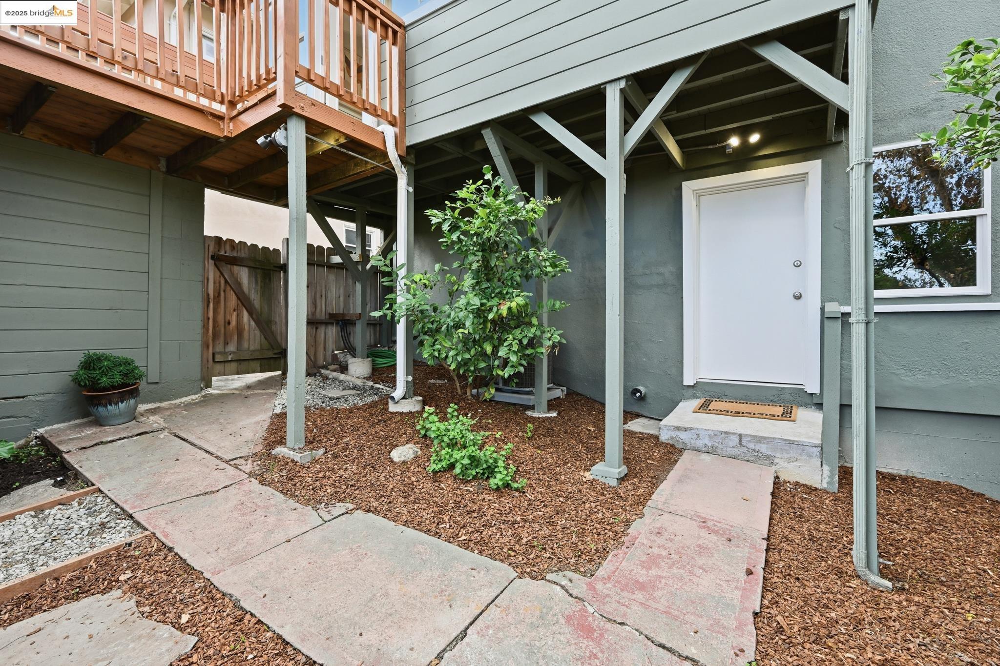 2918 Modesto Ave, Oakland