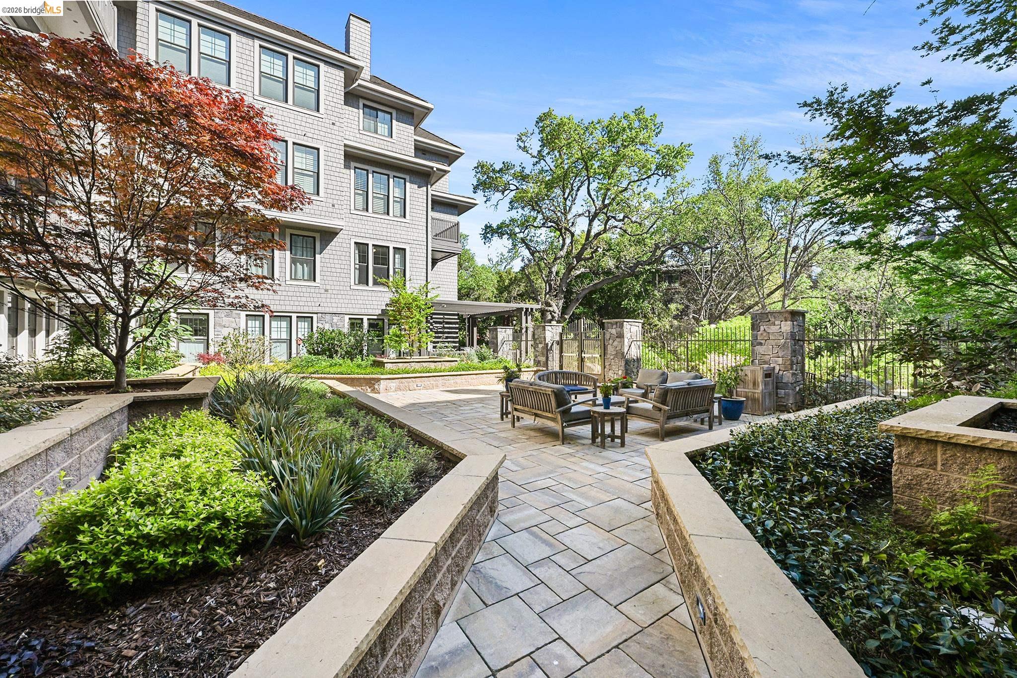 1000 Dewing Ave # 409