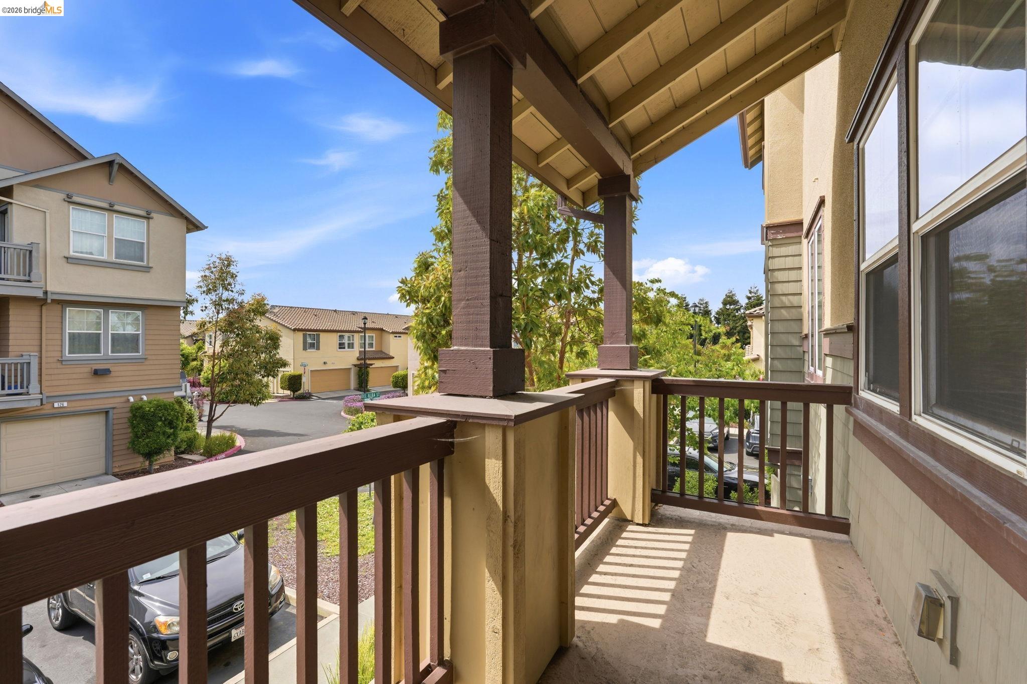 104 Serra Way