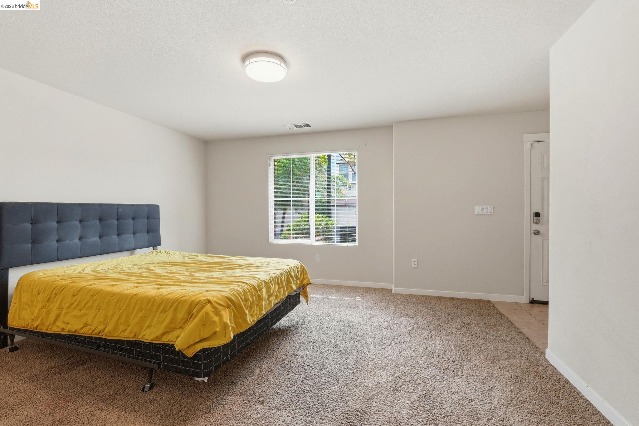 104 Serra Way