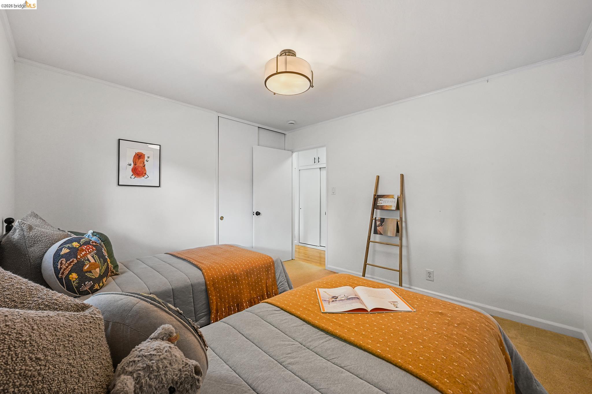 4139 Laguna Ave
