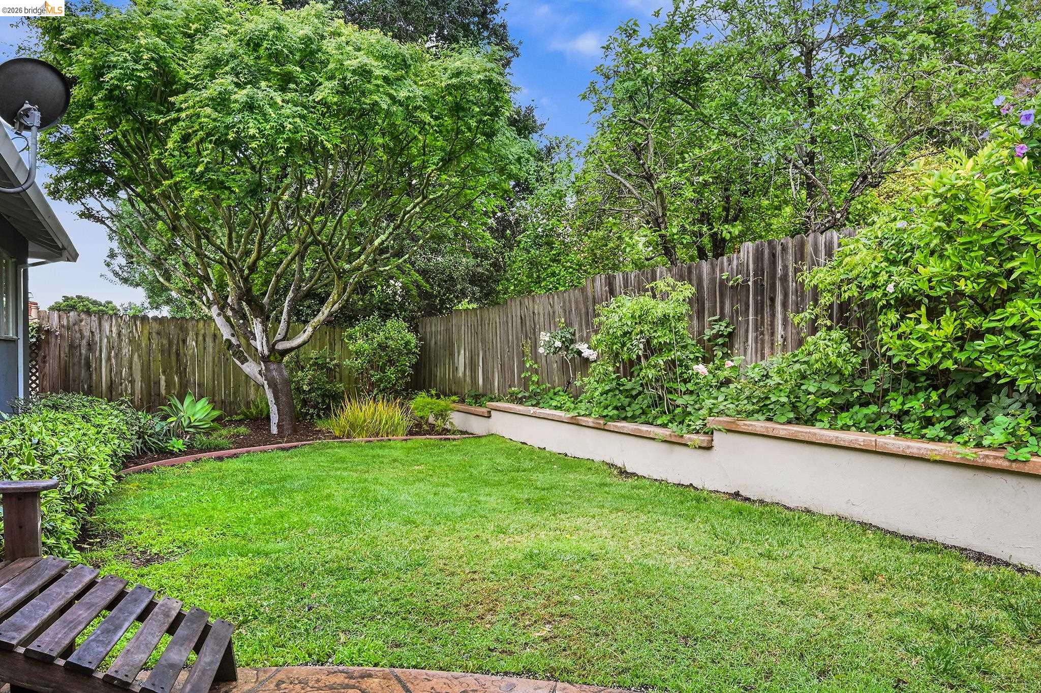 4139 Laguna Ave