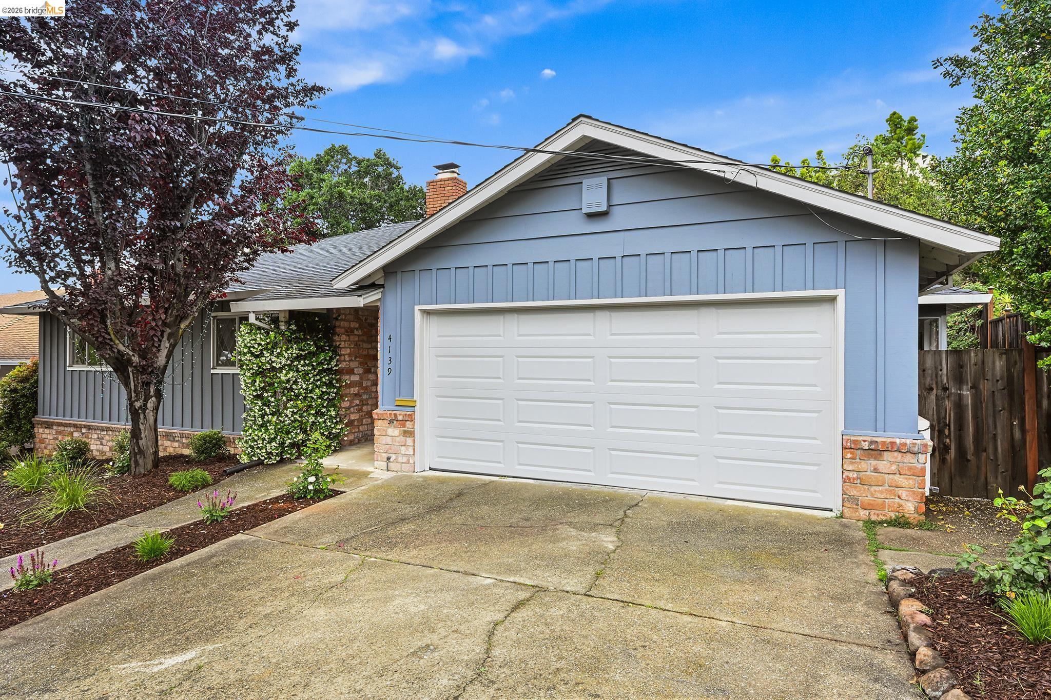 4139 Laguna Ave