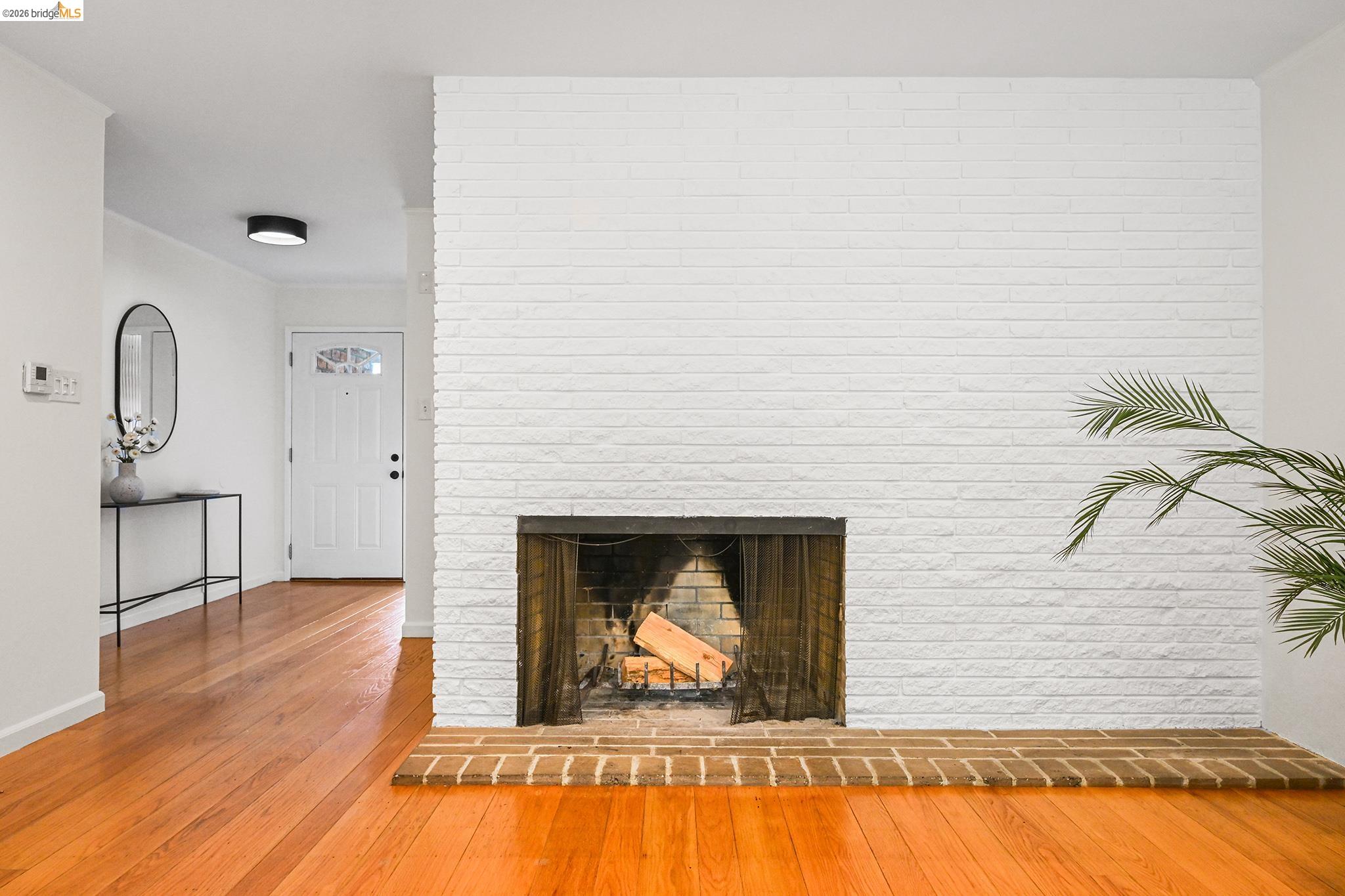 4139 Laguna Ave