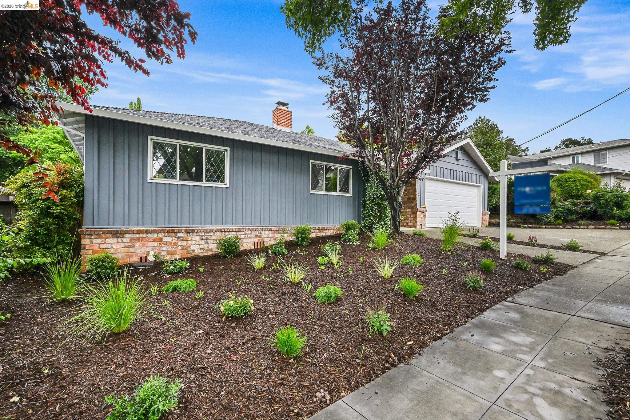 4139 Laguna Ave