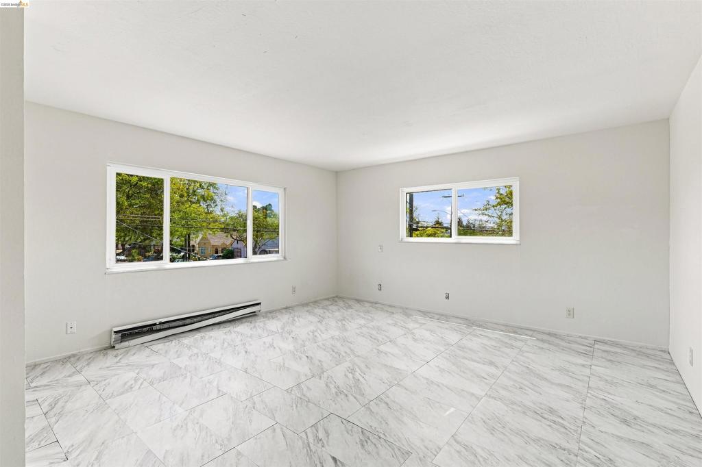 2401 80Th Ave