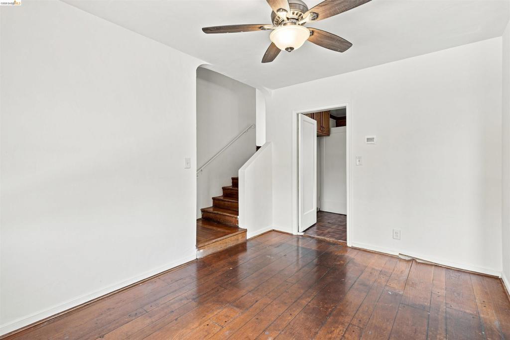 2401 80Th Ave
