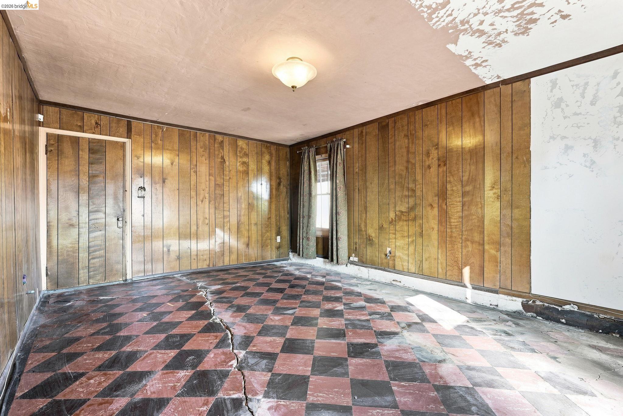 3000 Morcom Ave