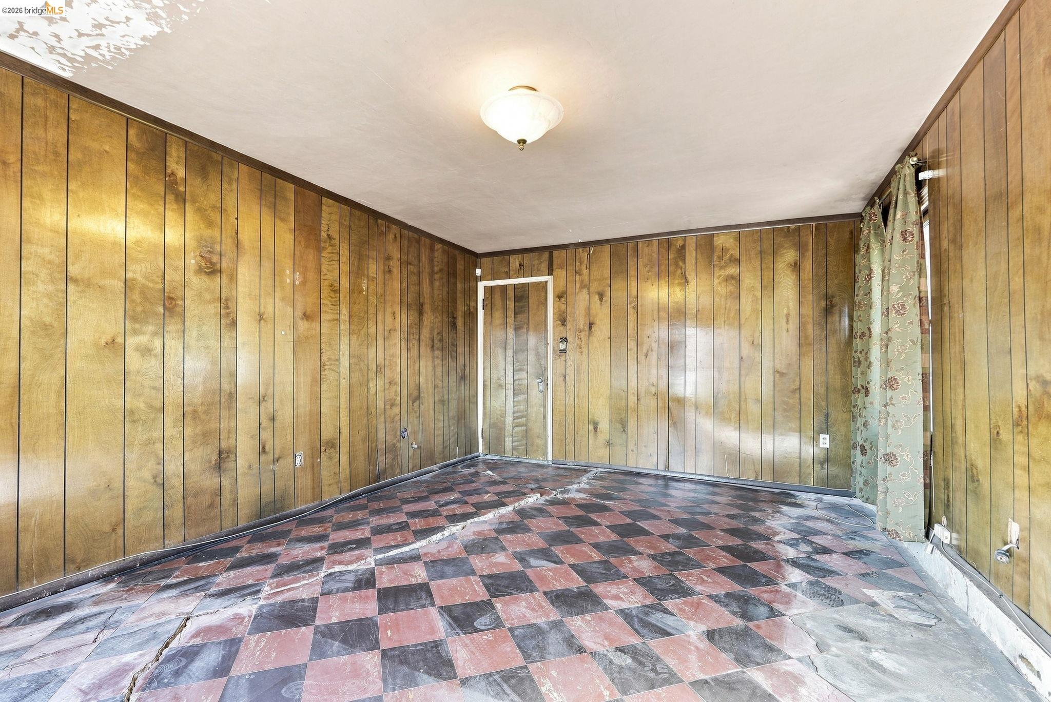 3000 Morcom Ave