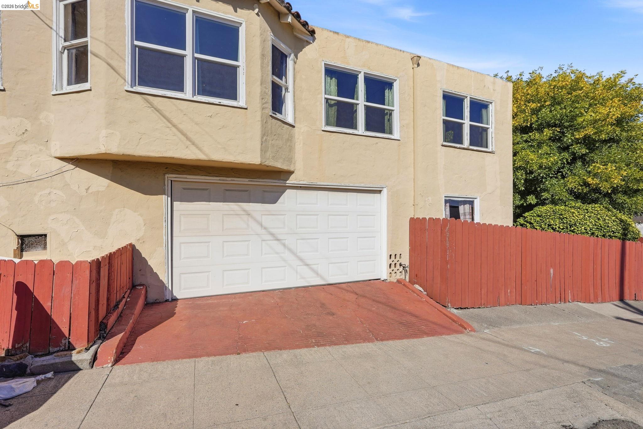 3000 Morcom Ave