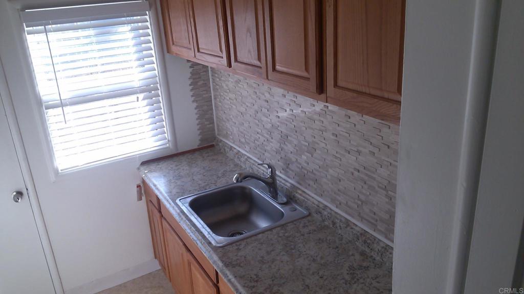 10407 Pontiac Street