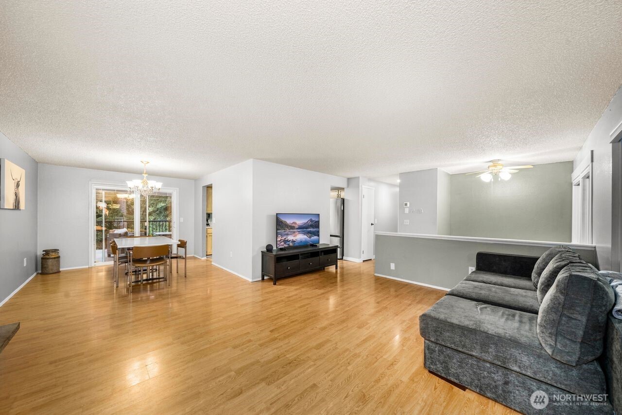 12391 S Keyport Road NE