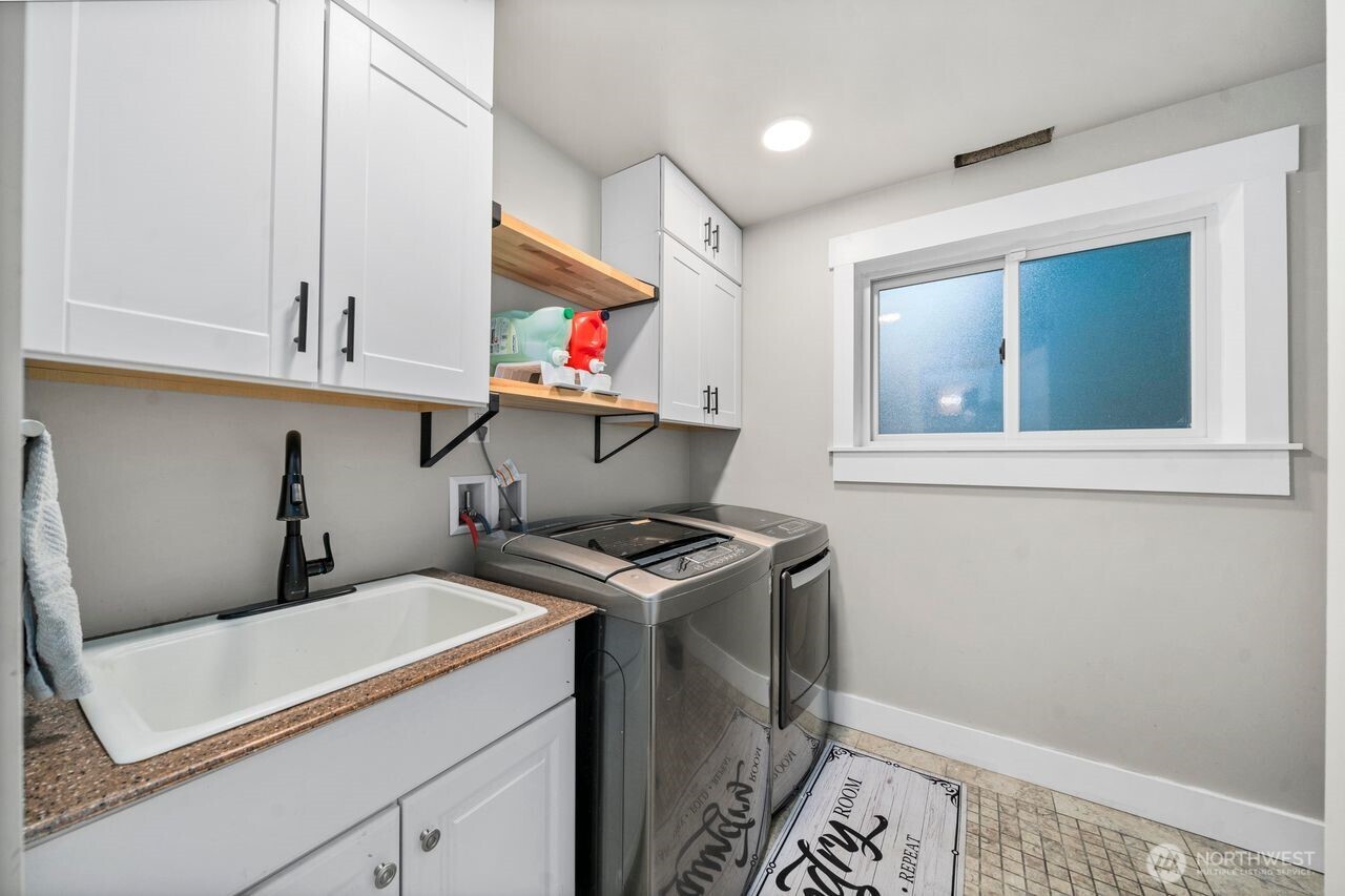 12391 S Keyport Road NE