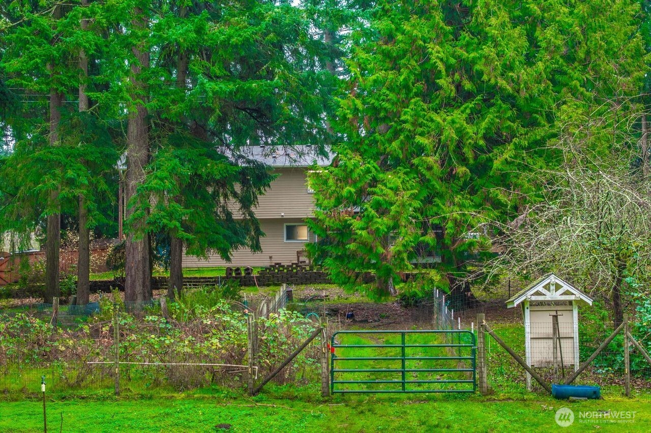 12391 S Keyport Road NE