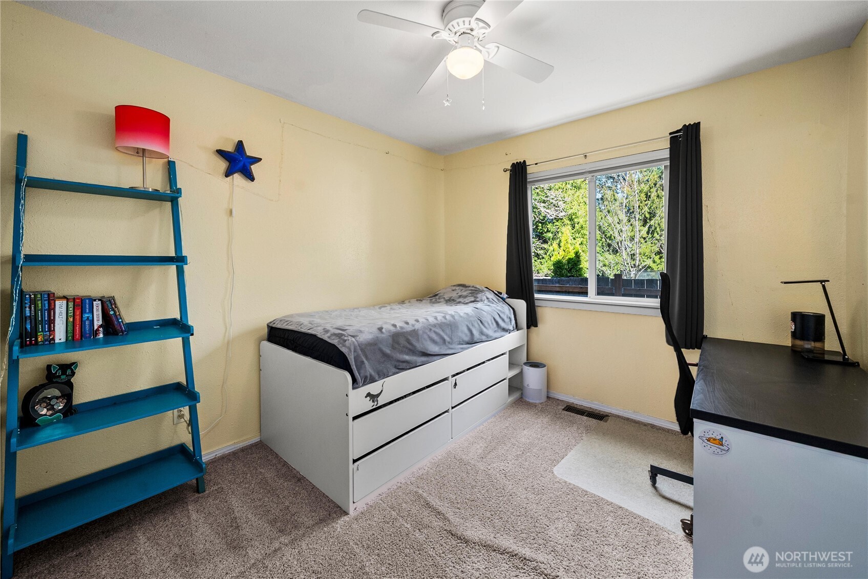 127 Bremerton Boulevard W