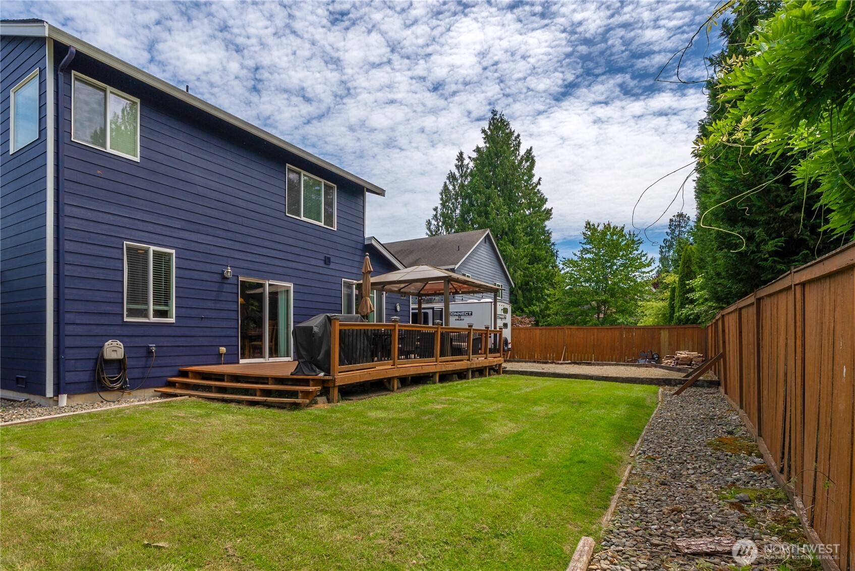 418 103rd Avenue NE